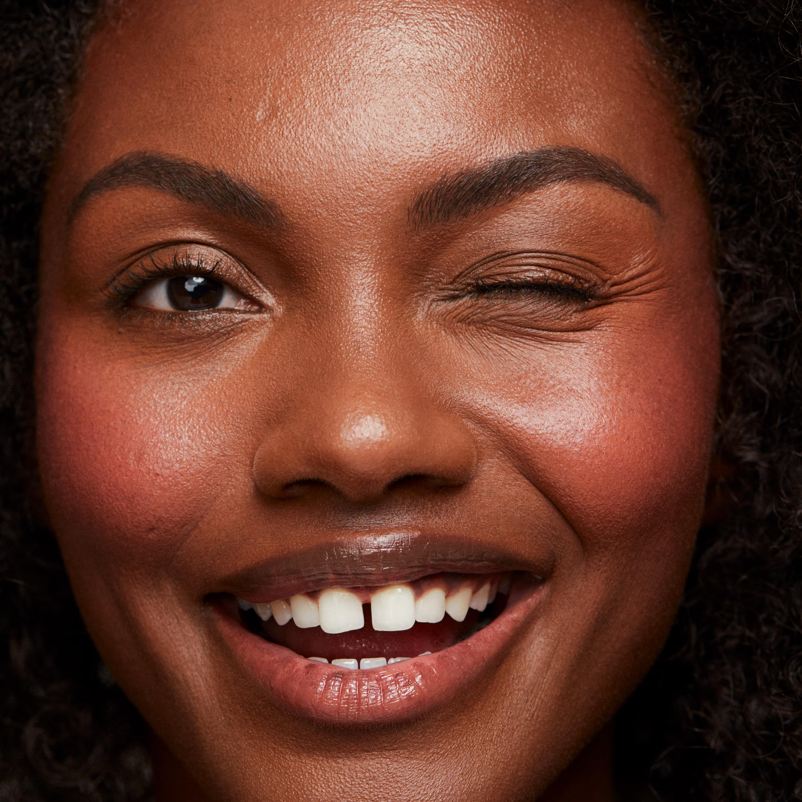 Saie Mini Glowy Super Gel Lightweight llluminator & Makeup Primer - Sunglow (0.5 oz) + Dew Blush - Lightweight Liquid Blush with a Blendable + Buildable Cream Finish - Cutie (.40 oz) - Image 5