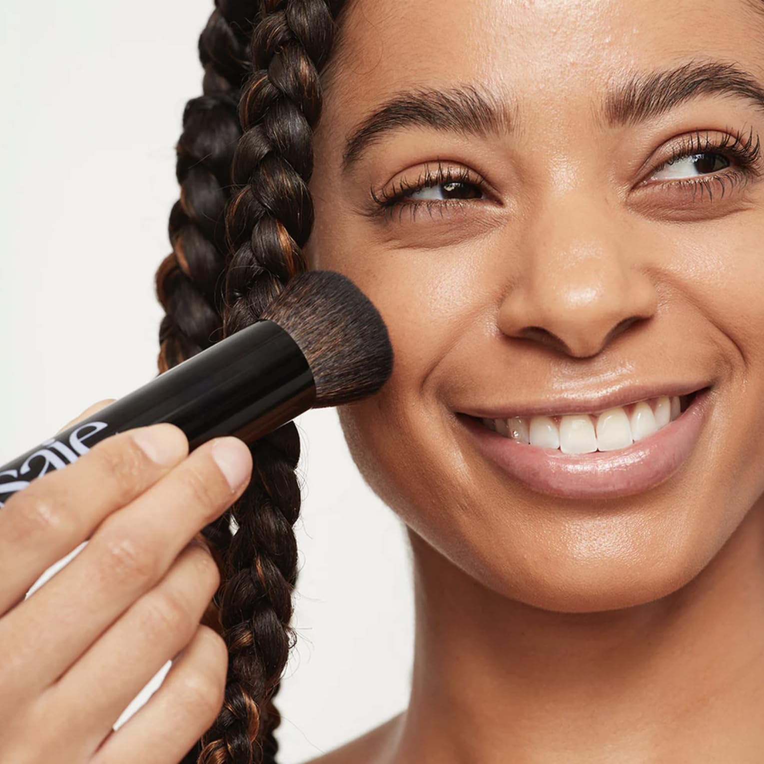 Saie The Ultimate Brush Collection - Base, Big, Double, Fluffy & Powder Blush - High-Performance, Cruelty-Free Makeup Brushes for Seamless Application - Image 3